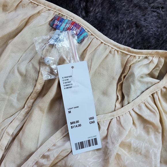 Urban Outfitters Rebecca Long‎ Sleeve Mini Dress - Picture 10 of 11